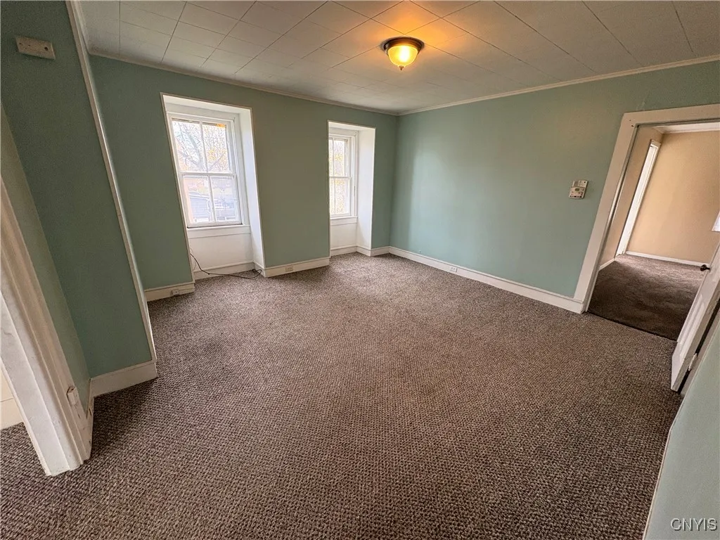 12 Frazee Street, Auburn, New York 13021, Auburn, New York 13021, 2 Bedrooms Bedrooms, 5 Rooms Rooms,1 BathroomBathrooms,Residential Lease,For Rent,12 Frazee Street, Auburn, New York 13021,0,S1649852