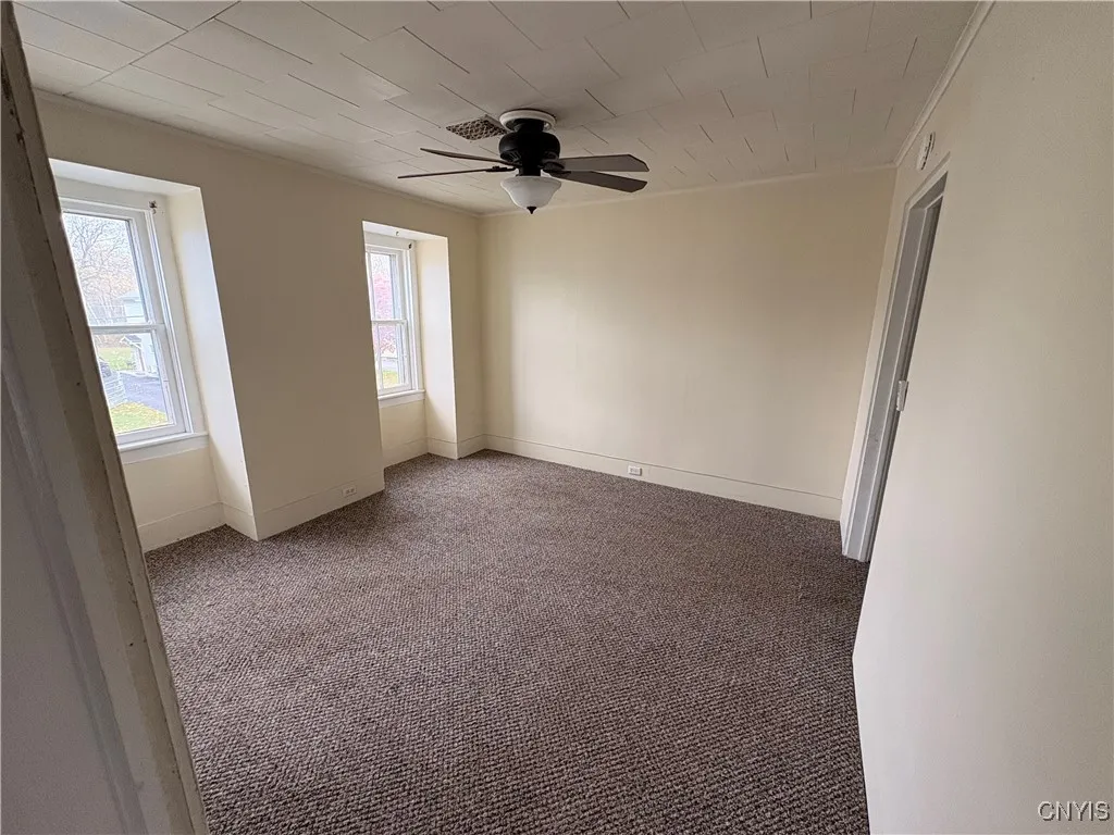 12 Frazee Street, Auburn, New York 13021, Auburn, New York 13021, 2 Bedrooms Bedrooms, 5 Rooms Rooms,1 BathroomBathrooms,Residential Lease,For Rent,12 Frazee Street, Auburn, New York 13021,0,S1649852