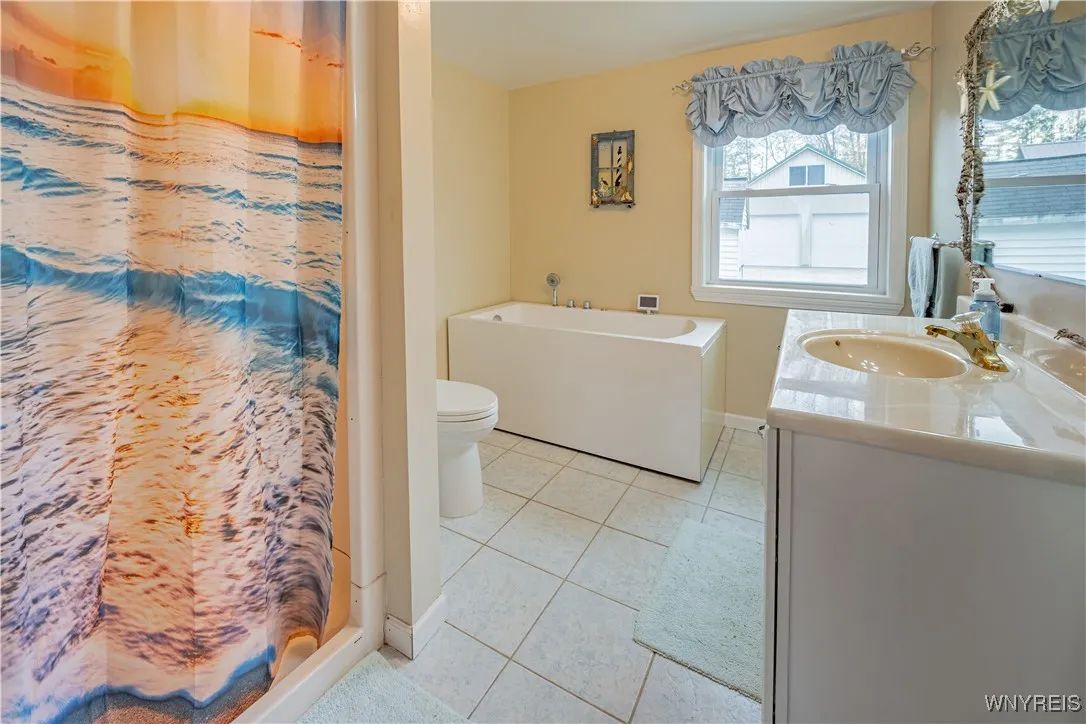 10867 Petrie Lane, Yates, New York 14098, Yates, New York 14098, 2 Bedrooms Bedrooms, 4 Rooms Rooms,1 BathroomBathrooms,Residential,For Sale,10867 Petrie Lane, Yates, New York 14098,0,B1649555