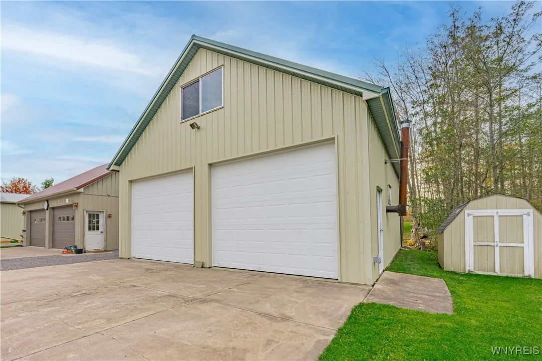 10867 Petrie Lane, Yates, New York 14098, Yates, New York 14098, 2 Bedrooms Bedrooms, 4 Rooms Rooms,1 BathroomBathrooms,Residential,For Sale,10867 Petrie Lane, Yates, New York 14098,0,B1649555