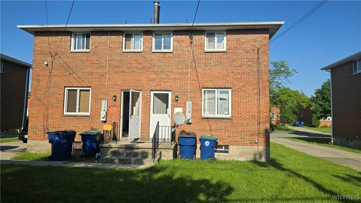 26 Alcona Avenue, Amherst, New York 14226, Amherst, New York 14226, 2 Bedrooms Bedrooms, 4 Rooms Rooms,1 BathroomBathrooms,Residential Lease,For Rent,26 Alcona Avenue, Amherst, New York 14226,0,B1648879