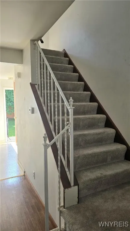 26 Alcona Avenue, Amherst, New York 14226, Amherst, New York 14226, 2 Bedrooms Bedrooms, 4 Rooms Rooms,1 BathroomBathrooms,Residential Lease,For Rent,26 Alcona Avenue, Amherst, New York 14226,0,B1648879