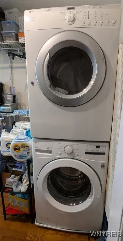 656 Lafayette Avenue, Buffalo, New York 14222, Buffalo, New York 14222, 1 Bedroom Bedrooms, 6 Rooms Rooms,1 BathroomBathrooms,Residential Lease,Closed,656 Lafayette Avenue, Buffalo, New York 14222,0,B1649872