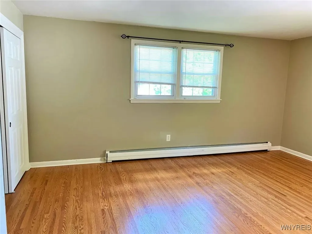123 Ava Lane, Amherst, New York 14221, Amherst, New York 14221, 5 Bedrooms Bedrooms, 9 Rooms Rooms,2 BathroomsBathrooms,Residential Lease,For Rent,123 Ava Lane, Amherst, New York 14221,0,B1649873