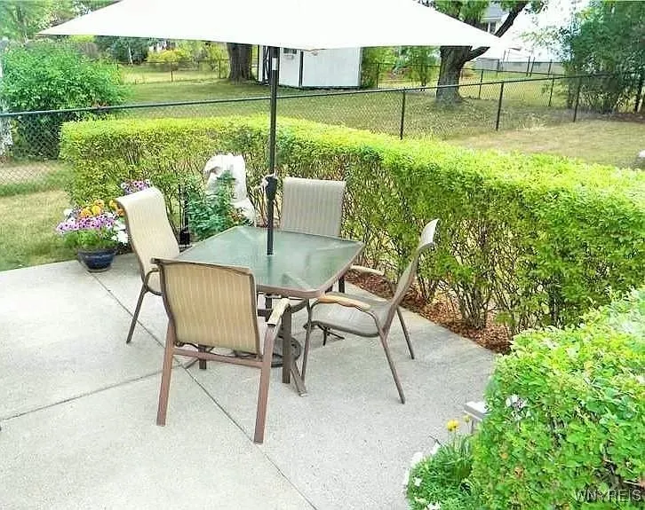 123 Ava Lane, Amherst, New York 14221, Amherst, New York 14221, 5 Bedrooms Bedrooms, 9 Rooms Rooms,2 BathroomsBathrooms,Residential Lease,For Rent,123 Ava Lane, Amherst, New York 14221,0,B1649873