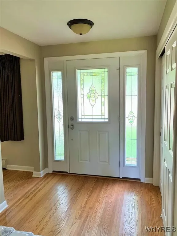 123 Ava Lane, Amherst, New York 14221, Amherst, New York 14221, 5 Bedrooms Bedrooms, 9 Rooms Rooms,2 BathroomsBathrooms,Residential Lease,For Rent,123 Ava Lane, Amherst, New York 14221,0,B1649873