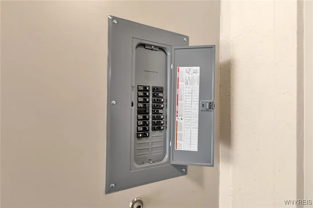 2917 Main Street 107, Buffalo, New York 14214, Buffalo, New York 14214, 2 Bedrooms Bedrooms, 3 Rooms Rooms,1 BathroomBathrooms,Residential,For Sale,2917 Main Street 107, Buffalo, New York 14214,0,B1649123