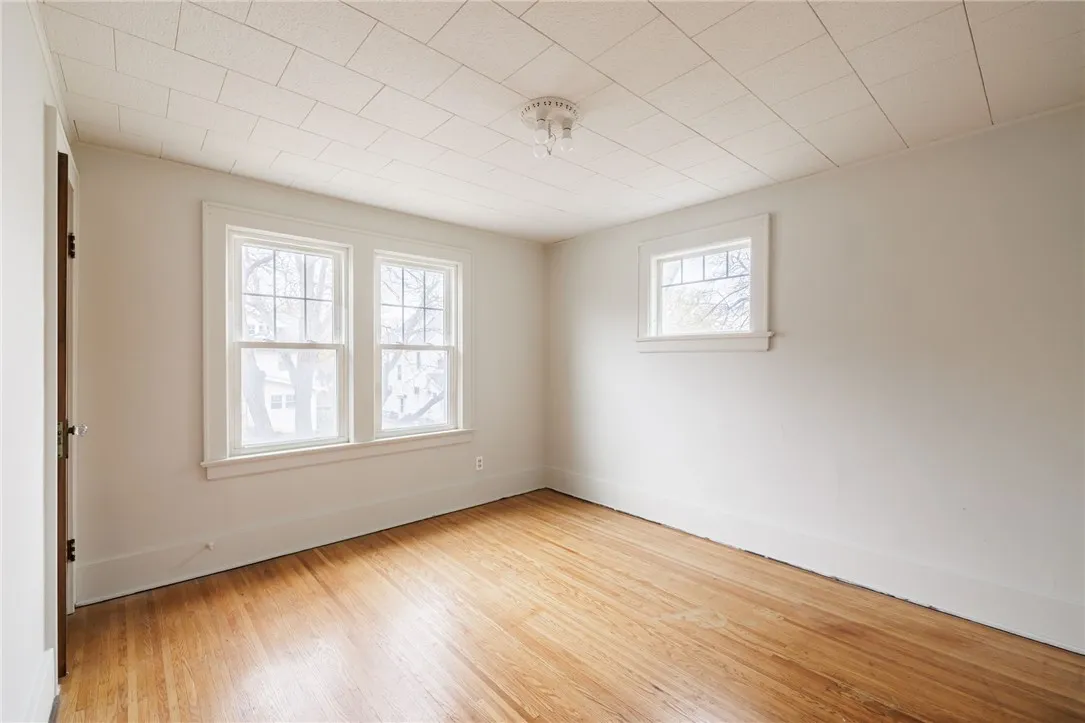 859 Thurston Road, Rochester, New York 14619, Rochester, New York 14619, 3 Bedrooms Bedrooms, 6 Rooms Rooms,1 BathroomBathrooms,Residential,For Sale,859 Thurston Road, Rochester, New York 14619,0,R1649436