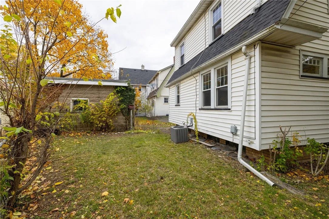 859 Thurston Road, Rochester, New York 14619, Rochester, New York 14619, 3 Bedrooms Bedrooms, 6 Rooms Rooms,1 BathroomBathrooms,Residential,For Sale,859 Thurston Road, Rochester, New York 14619,0,R1649436