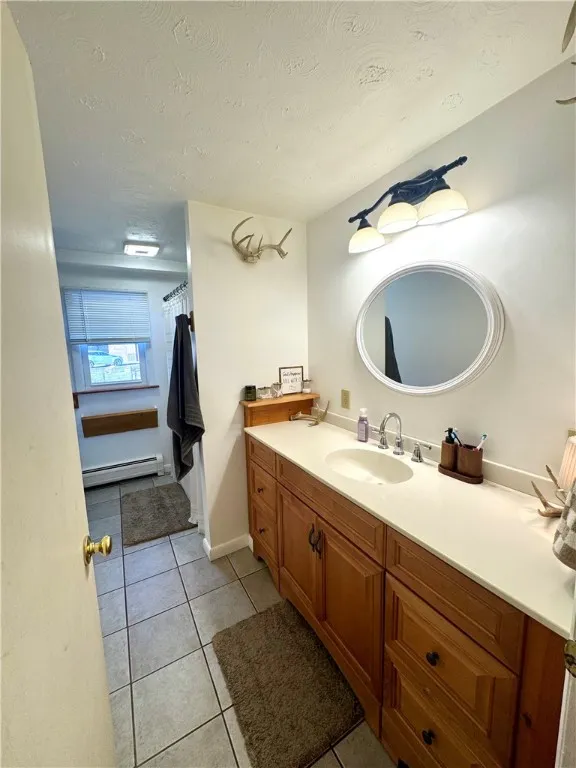 4191 Walworth Ontario Road, Walworth, New York 145, Walworth, New York 14568, 3 Bedrooms Bedrooms, 5 Rooms Rooms,1 BathroomBathrooms,Residential Lease,For Rent,4191 Walworth Ontario Road, Walworth, New York 145,0,R1649447