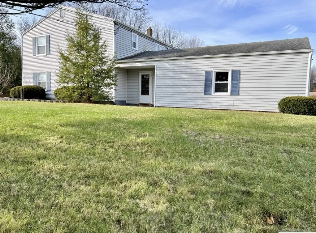 4191 Walworth Ontario Road, Walworth, New York 145, Walworth, New York 14568, 3 Bedrooms Bedrooms, 5 Rooms Rooms,1 BathroomBathrooms,Residential Lease,For Rent,4191 Walworth Ontario Road, Walworth, New York 145,0,R1649447