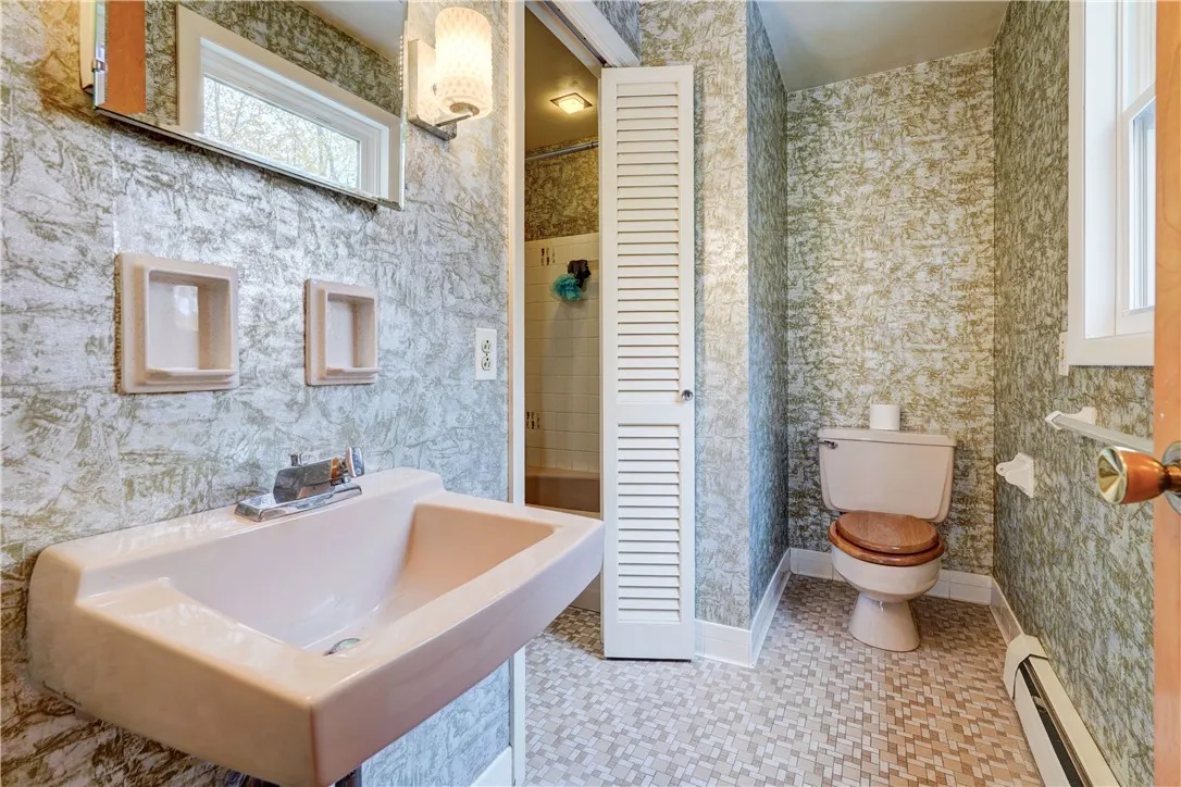 191 Widger Road, Ogden, New York 14559, Ogden, New York 14559, 3 Bedrooms Bedrooms, 8 Rooms Rooms,2 BathroomsBathrooms,Residential,For Sale,191 Widger Road, Ogden, New York 14559,0,R1649712