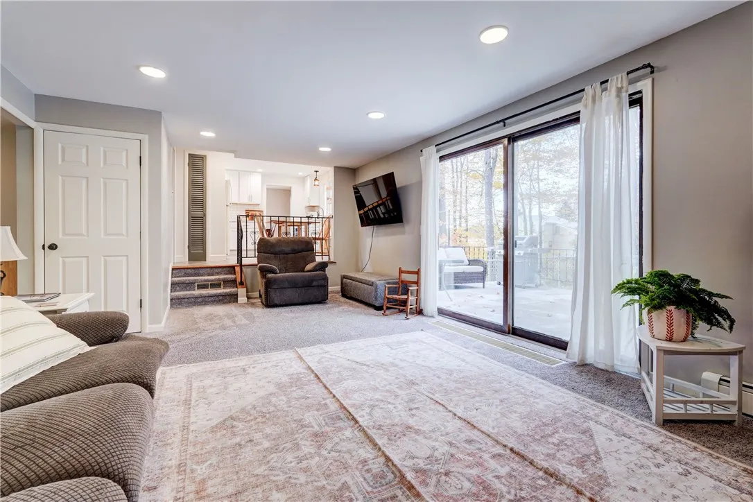 191 Widger Road, Ogden, New York 14559, Ogden, New York 14559, 3 Bedrooms Bedrooms, 8 Rooms Rooms,2 BathroomsBathrooms,Residential,For Sale,191 Widger Road, Ogden, New York 14559,0,R1649712