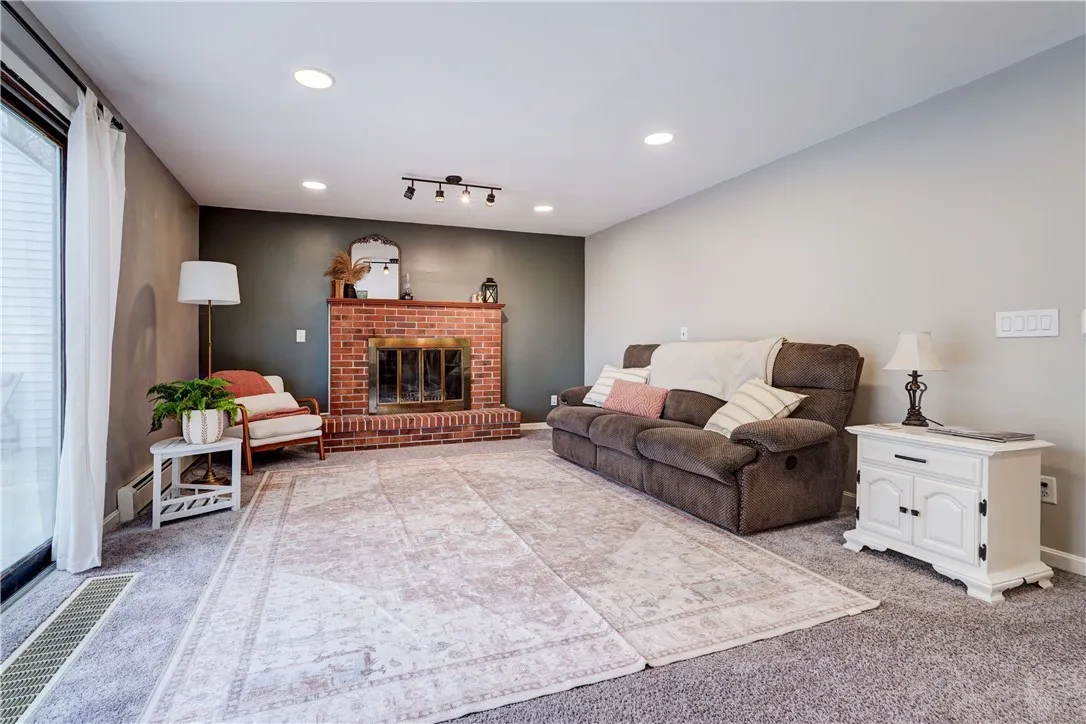 191 Widger Road, Ogden, New York 14559, Ogden, New York 14559, 3 Bedrooms Bedrooms, 8 Rooms Rooms,2 BathroomsBathrooms,Residential,For Sale,191 Widger Road, Ogden, New York 14559,0,R1649712