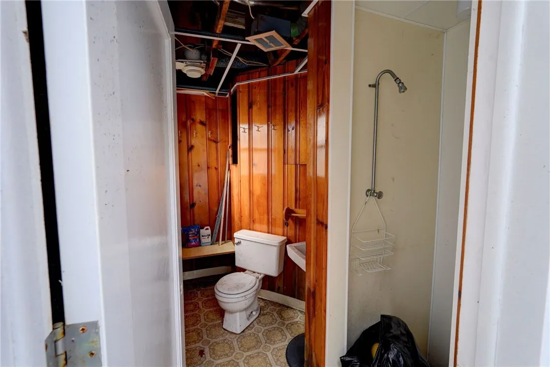 191 Widger Road, Ogden, New York 14559, Ogden, New York 14559, 3 Bedrooms Bedrooms, 8 Rooms Rooms,2 BathroomsBathrooms,Residential,For Sale,191 Widger Road, Ogden, New York 14559,0,R1649712