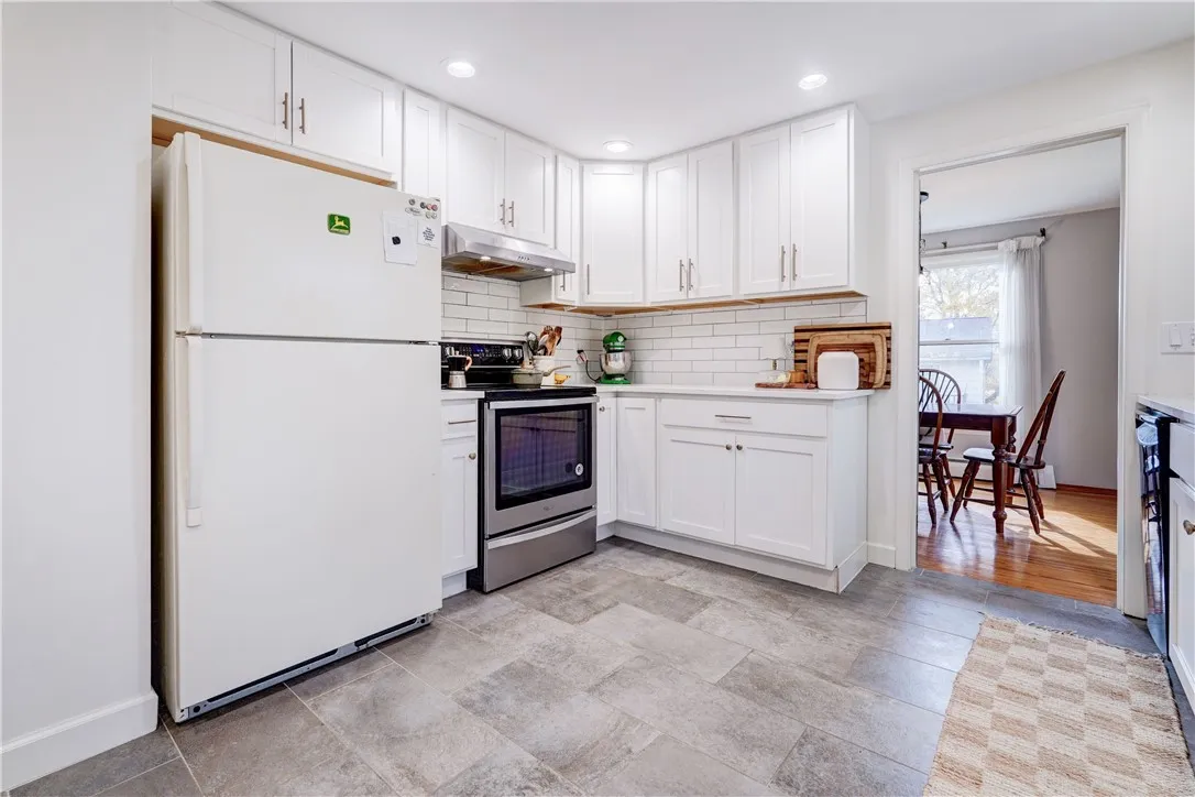 191 Widger Road, Ogden, New York 14559, Ogden, New York 14559, 3 Bedrooms Bedrooms, 8 Rooms Rooms,2 BathroomsBathrooms,Residential,For Sale,191 Widger Road, Ogden, New York 14559,0,R1649712