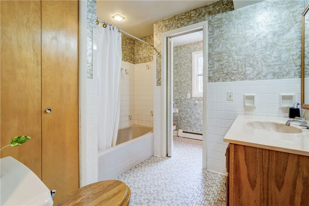 191 Widger Road, Ogden, New York 14559, Ogden, New York 14559, 3 Bedrooms Bedrooms, 8 Rooms Rooms,2 BathroomsBathrooms,Residential,For Sale,191 Widger Road, Ogden, New York 14559,0,R1649712