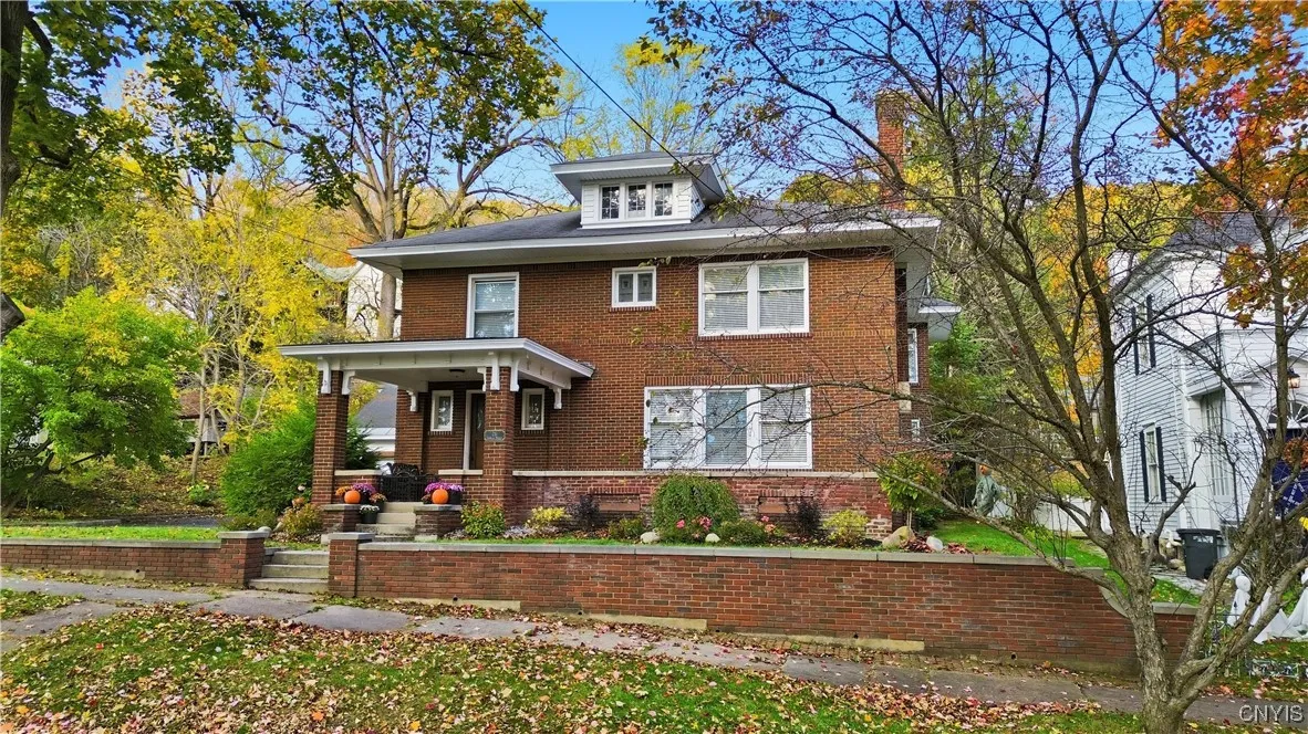 26 Burwell Street, Little Falls City, New York 133, Little Falls City, New York 13365, 6 Bedrooms Bedrooms, 19 Rooms Rooms,3 BathroomsBathrooms,Residential,For Sale,26 Burwell Street, Little Falls City, New York 133,0,S1649705