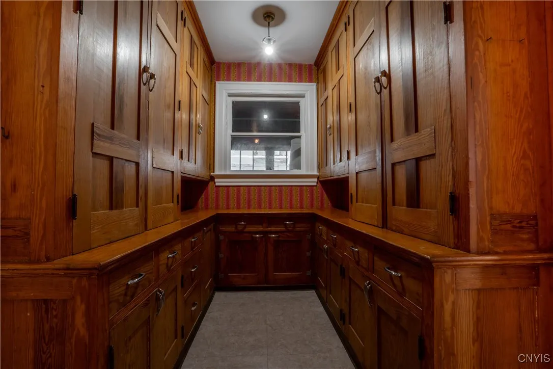 26 Burwell Street, Little Falls City, New York 133, Little Falls City, New York 13365, 6 Bedrooms Bedrooms, 19 Rooms Rooms,3 BathroomsBathrooms,Residential,For Sale,26 Burwell Street, Little Falls City, New York 133,0,S1649705