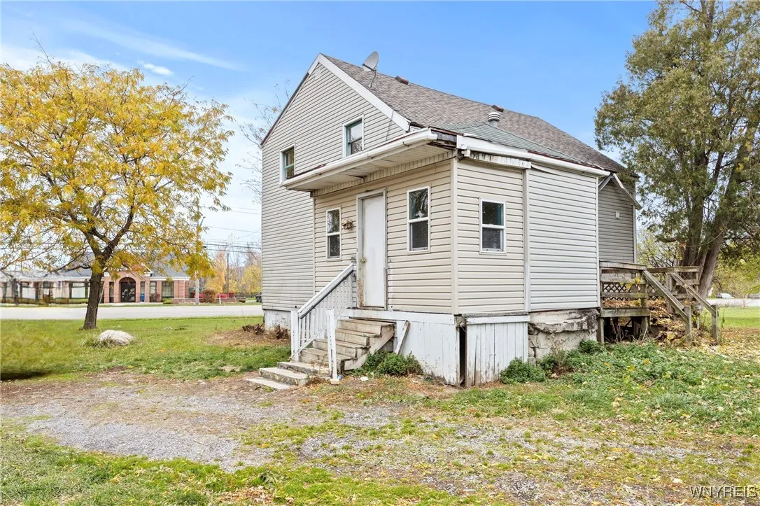 5390 Abel Road, Hamburg, New York 14075, Hamburg, New York 14075, 4 Bedrooms Bedrooms, 9 Rooms Rooms,1 BathroomBathrooms,Residential,For Sale,5390 Abel Road, Hamburg, New York 14075,0,B1649882