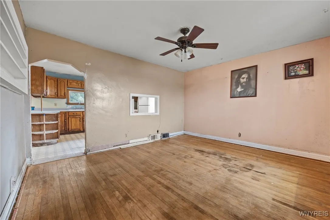 5390 Abel Road, Hamburg, New York 14075, Hamburg, New York 14075, 4 Bedrooms Bedrooms, 9 Rooms Rooms,1 BathroomBathrooms,Residential,For Sale,5390 Abel Road, Hamburg, New York 14075,0,B1649882