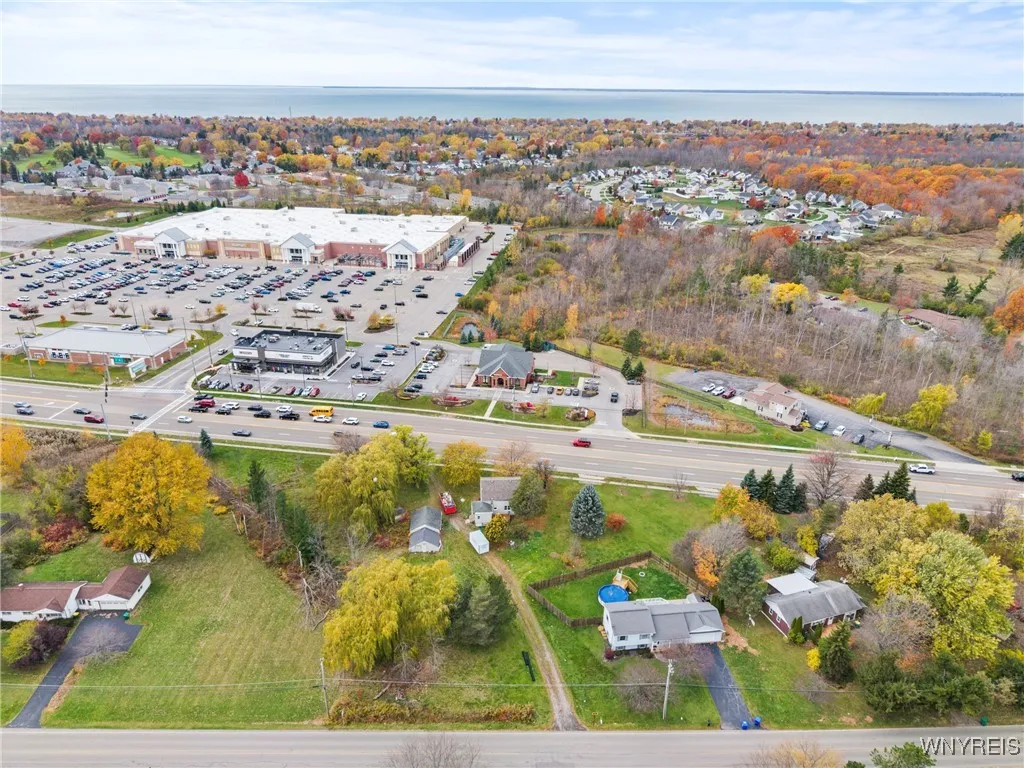 5390 Abel Road, Hamburg, New York 14075, Hamburg, New York 14075, 4 Bedrooms Bedrooms, 9 Rooms Rooms,1 BathroomBathrooms,Residential,For Sale,5390 Abel Road, Hamburg, New York 14075,0,B1649882