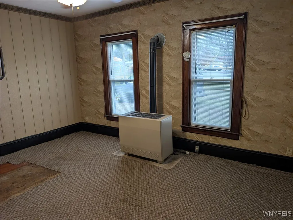 APT 1 LIVING ROOM