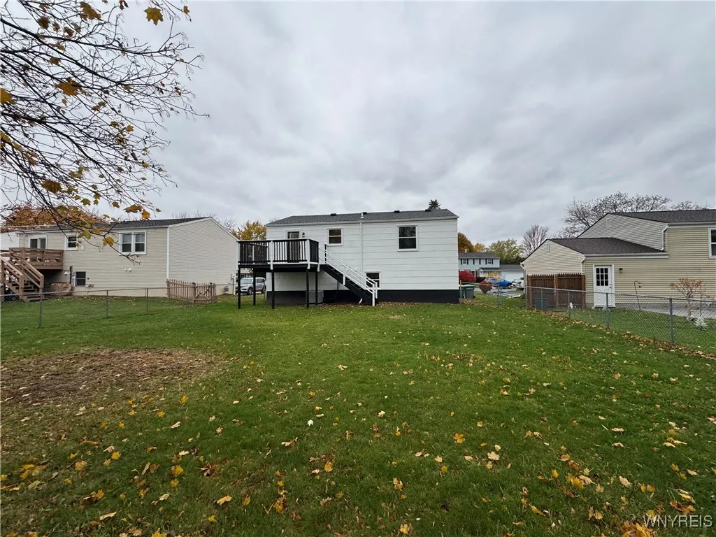 7007 Northview Drive, Lockport Town, New York 1409, Lockport Town, New York 14094, 3 Bedrooms Bedrooms, 10 Rooms Rooms,1 BathroomBathrooms,Residential,For Sale,7007 Northview Drive, Lockport Town, New York 1409,0,B1649821