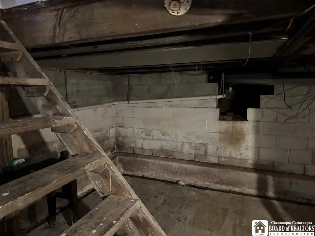 55 West 5th Street, Ellicott, New York 14701, Ellicott, New York 14701, 3 Bedrooms Bedrooms, 7 Rooms Rooms,1 BathroomBathrooms,Residential,For Sale,55 West 5th Street, Ellicott, New York 14701,0,R1649865