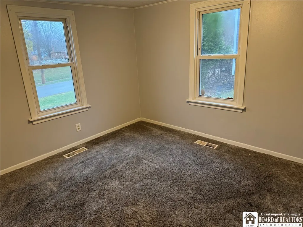 55 West 5th Street, Ellicott, New York 14701, Ellicott, New York 14701, 3 Bedrooms Bedrooms, 7 Rooms Rooms,1 BathroomBathrooms,Residential,For Sale,55 West 5th Street, Ellicott, New York 14701,0,R1649865