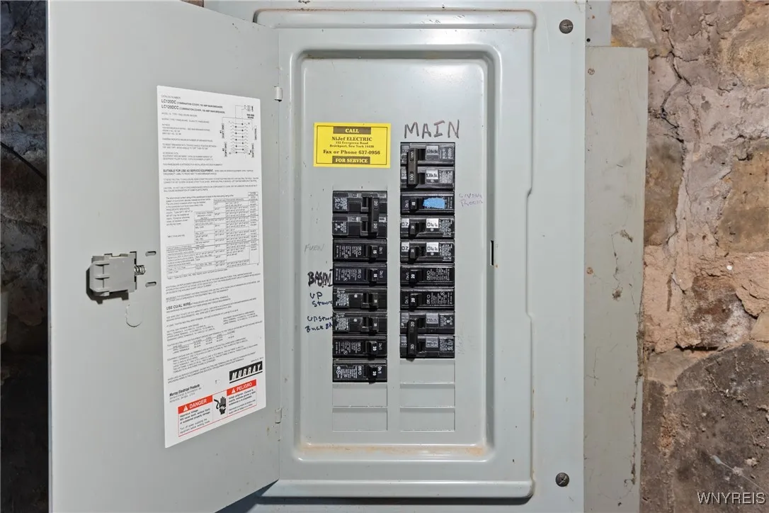 Basebent electric panel