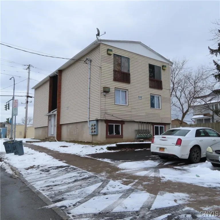 600 South Ave, Syracuse, New York 13207, Syracuse, New York 13207, 6 Bedrooms Bedrooms, ,Multi Family,For Sale,600 South Ave, Syracuse, New York 13207,0,S1649223