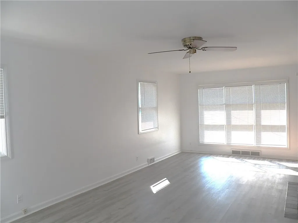 2628 Ridgeway Avenue, Greece, New York 14626, Greece, New York 14626, 3 Bedrooms Bedrooms, 6 Rooms Rooms,1 BathroomBathrooms,Residential,For Sale,2628 Ridgeway Avenue, Greece, New York 14626,0,R1649690