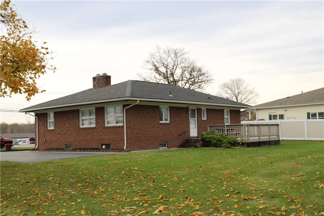 2628 Ridgeway Avenue, Greece, New York 14626, Greece, New York 14626, 3 Bedrooms Bedrooms, 6 Rooms Rooms,1 BathroomBathrooms,Residential,For Sale,2628 Ridgeway Avenue, Greece, New York 14626,0,R1649690