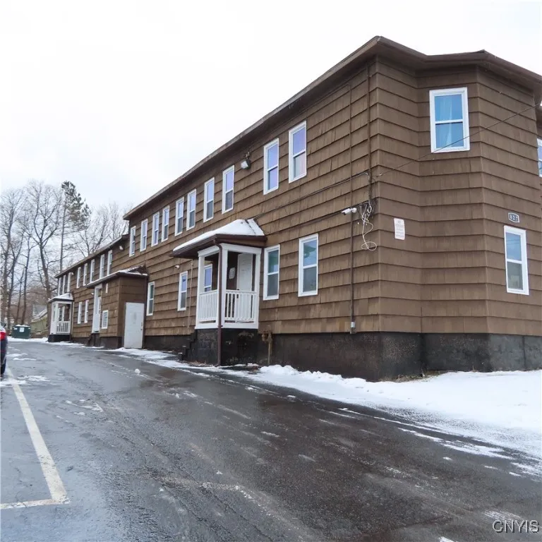 827 Park Street, Syracuse, New York 13208, Syracuse, New York 13208, 12 Bedrooms Bedrooms, ,Multi Family,For Sale,827 Park Street, Syracuse, New York 13208,0,S1649229