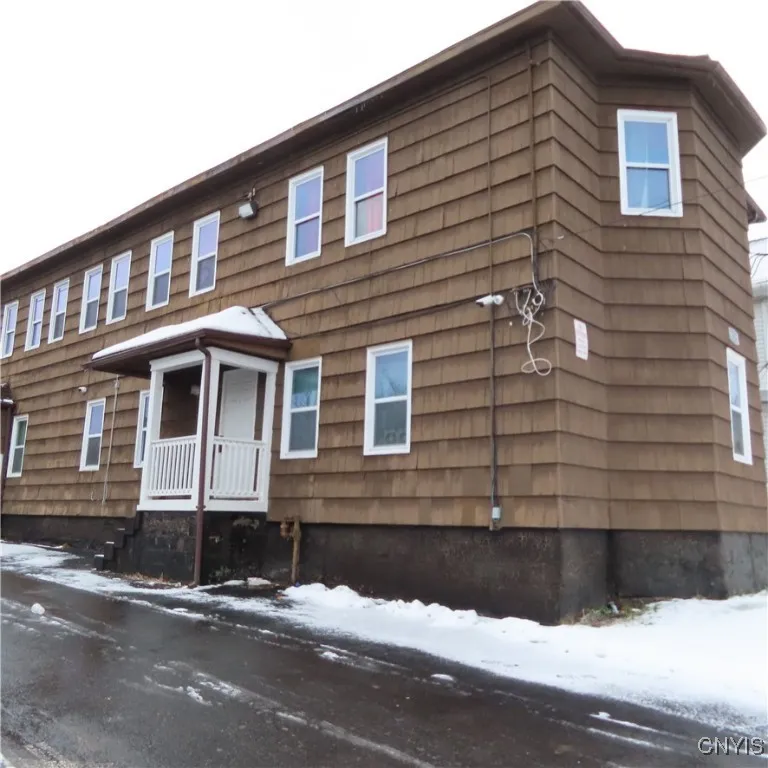 827 Park Street, Syracuse, New York 13208, Syracuse, New York 13208, 12 Bedrooms Bedrooms, ,Multi Family,For Sale,827 Park Street, Syracuse, New York 13208,0,S1649229