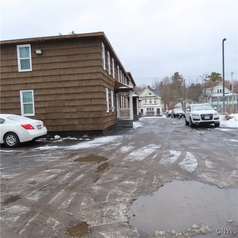 827 Park Street, Syracuse, New York 13208, Syracuse, New York 13208, 12 Bedrooms Bedrooms, ,Multi Family,For Sale,827 Park Street, Syracuse, New York 13208,0,S1649229