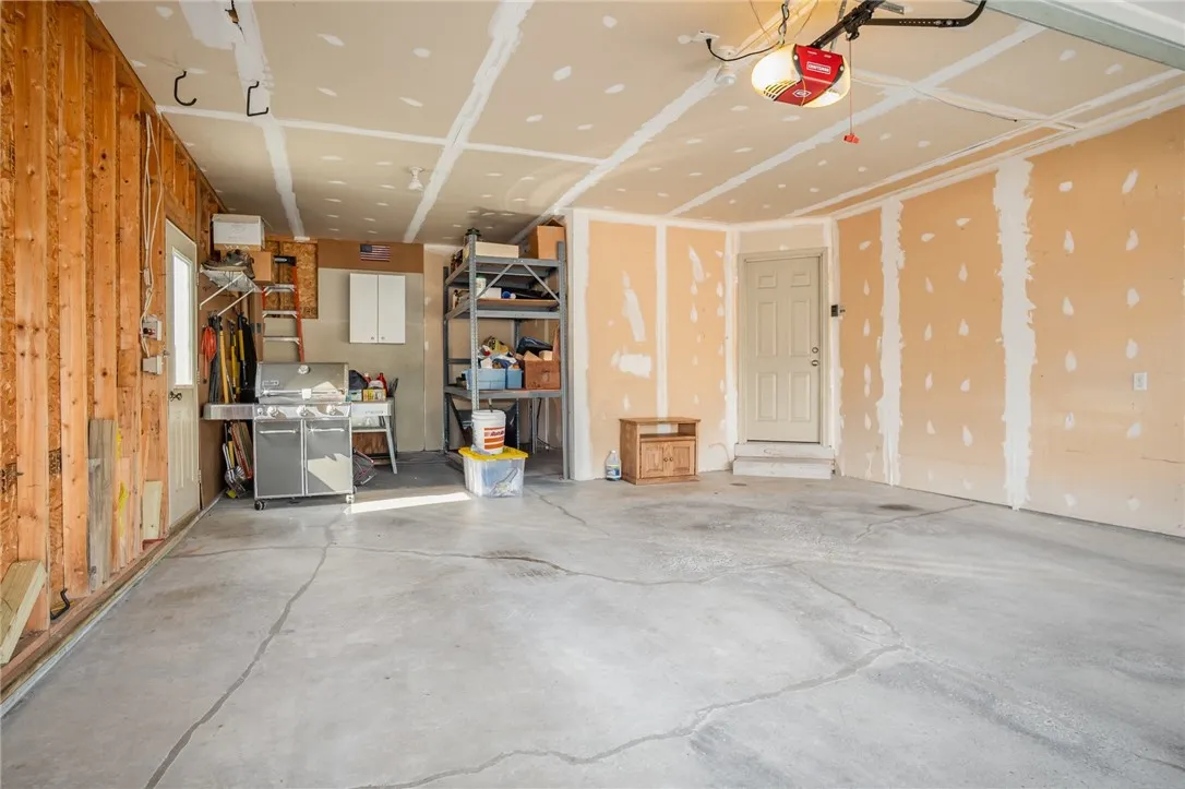293 Whispering Pines Circle, Greece, New York 1461, Greece, New York 14612, 3 Bedrooms Bedrooms, 7 Rooms Rooms,2 BathroomsBathrooms,Residential,For Sale,293 Whispering Pines Circle, Greece, New York 1461,0,R1649850