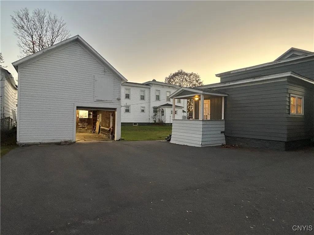 110 Spencer St Street, Lenox, New York 13032, Lenox, New York 13032, 3 Bedrooms Bedrooms, 6 Rooms Rooms,1 BathroomBathrooms,Residential,For Sale,110 Spencer St Street, Lenox, New York 13032,0,S1649313