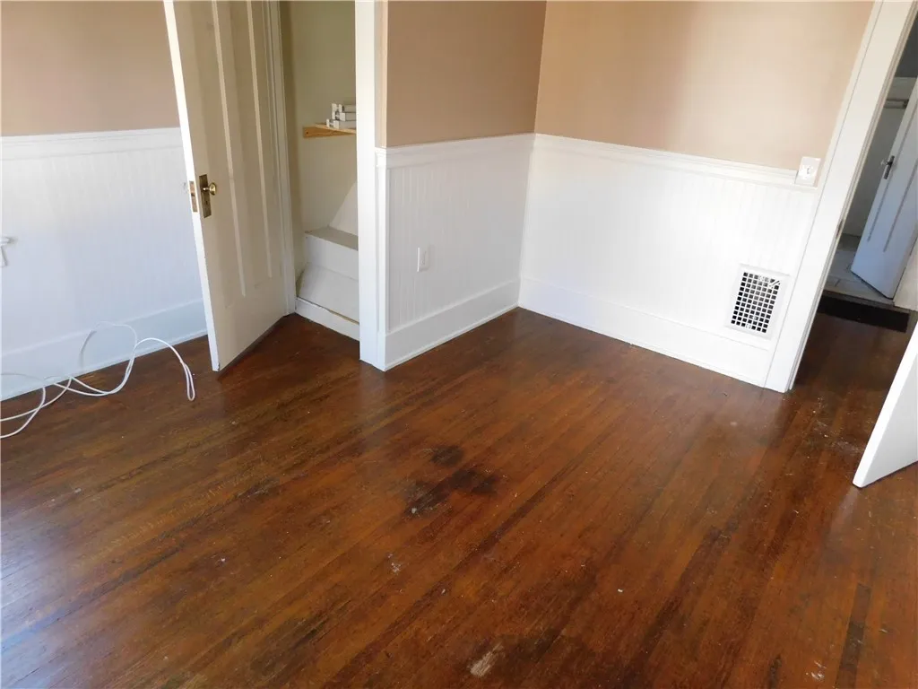 125 West High, Rochester, New York 14619, Rochester, New York 14619, 3 Bedrooms Bedrooms, 7 Rooms Rooms,1 BathroomBathrooms,Residential Lease,For Rent,125 West High, Rochester, New York 14619,0,R1649656