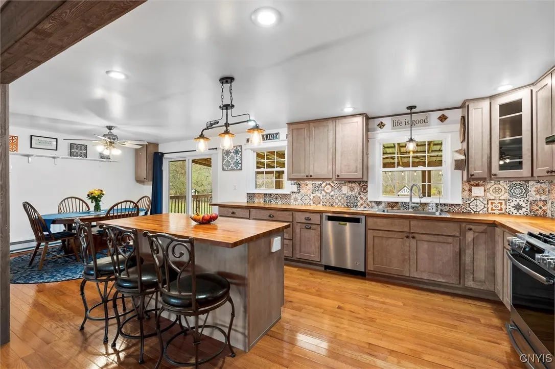 892 Clark Street Road, Aurelius, New York 13021, Aurelius, New York 13021, 3 Bedrooms Bedrooms, 8 Rooms Rooms,2 BathroomsBathrooms,Residential,For Sale,892 Clark Street Road, Aurelius, New York 13021,0,S1648707