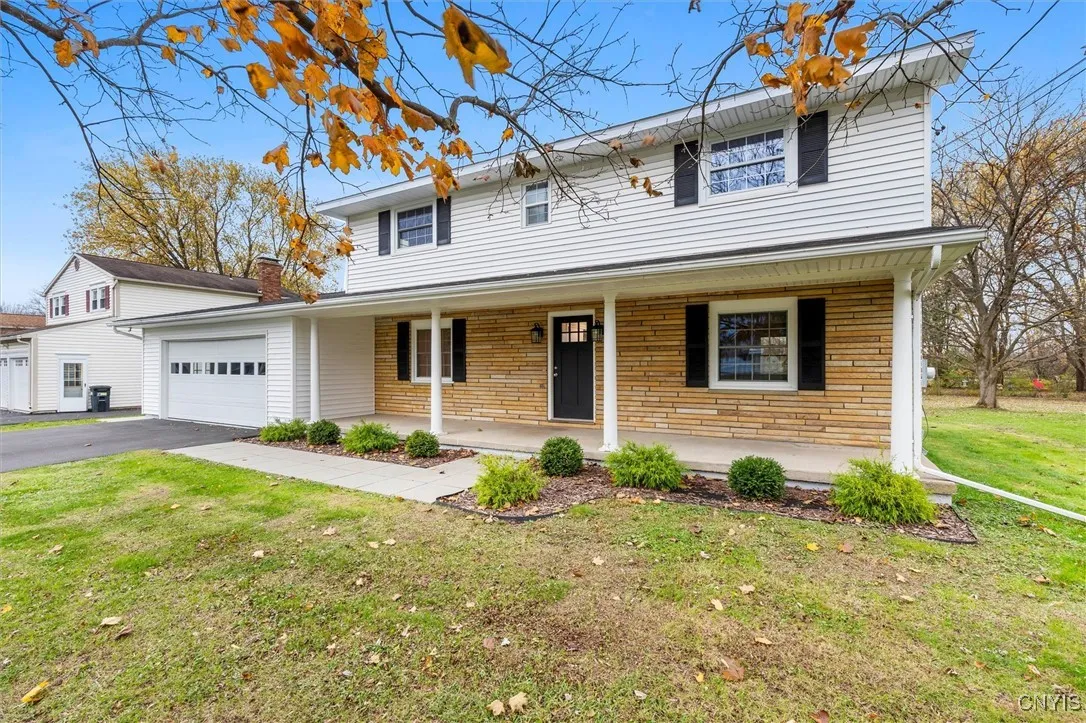 7951 Boxford Road, Clay, New York 13041, Clay, New York 13041, 4 Bedrooms Bedrooms, 10 Rooms Rooms,2 BathroomsBathrooms,Residential,For Sale,7951 Boxford Road, Clay, New York 13041,0,S1649856