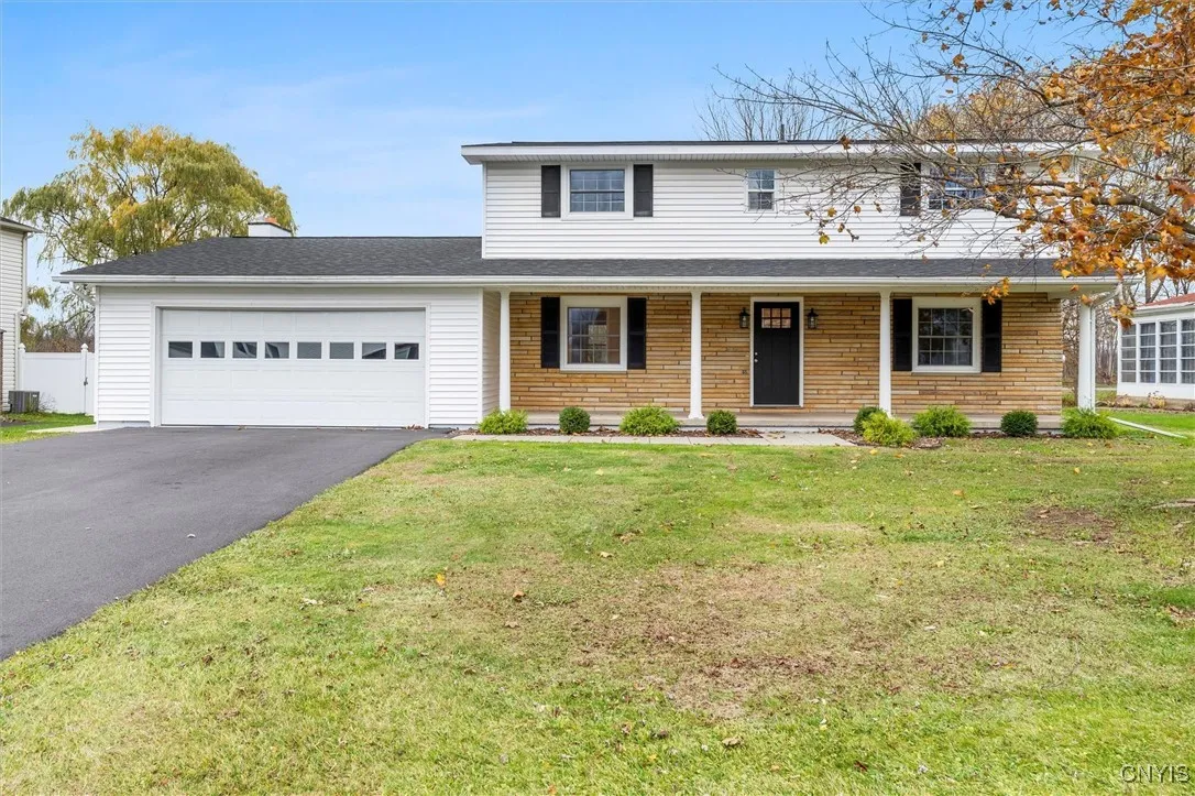 7951 Boxford Road, Clay, New York 13041, Clay, New York 13041, 4 Bedrooms Bedrooms, 10 Rooms Rooms,2 BathroomsBathrooms,Residential,For Sale,7951 Boxford Road, Clay, New York 13041,0,S1649856