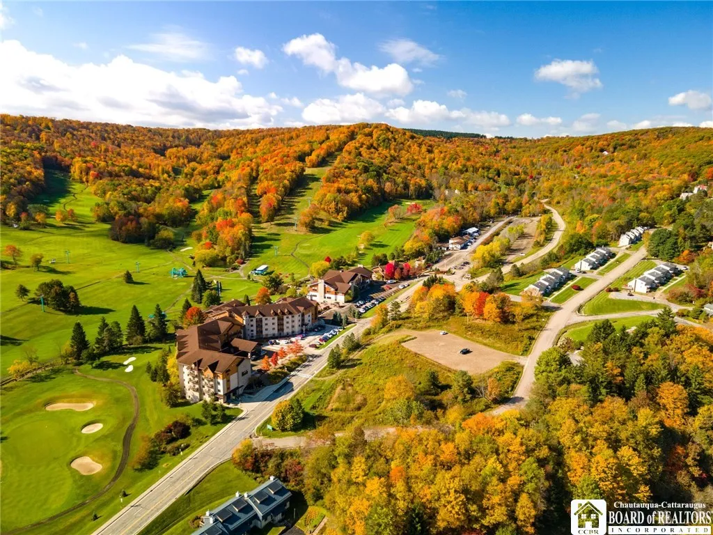 4 Tamarack Drive 403, Ellicottville, New York 1473, Ellicottville, New York 14731, 1 Bedroom Bedrooms, 5 Rooms Rooms,2 BathroomsBathrooms,Residential,For Sale,4 Tamarack Drive 403, Ellicottville, New York 1473,0,R1647815