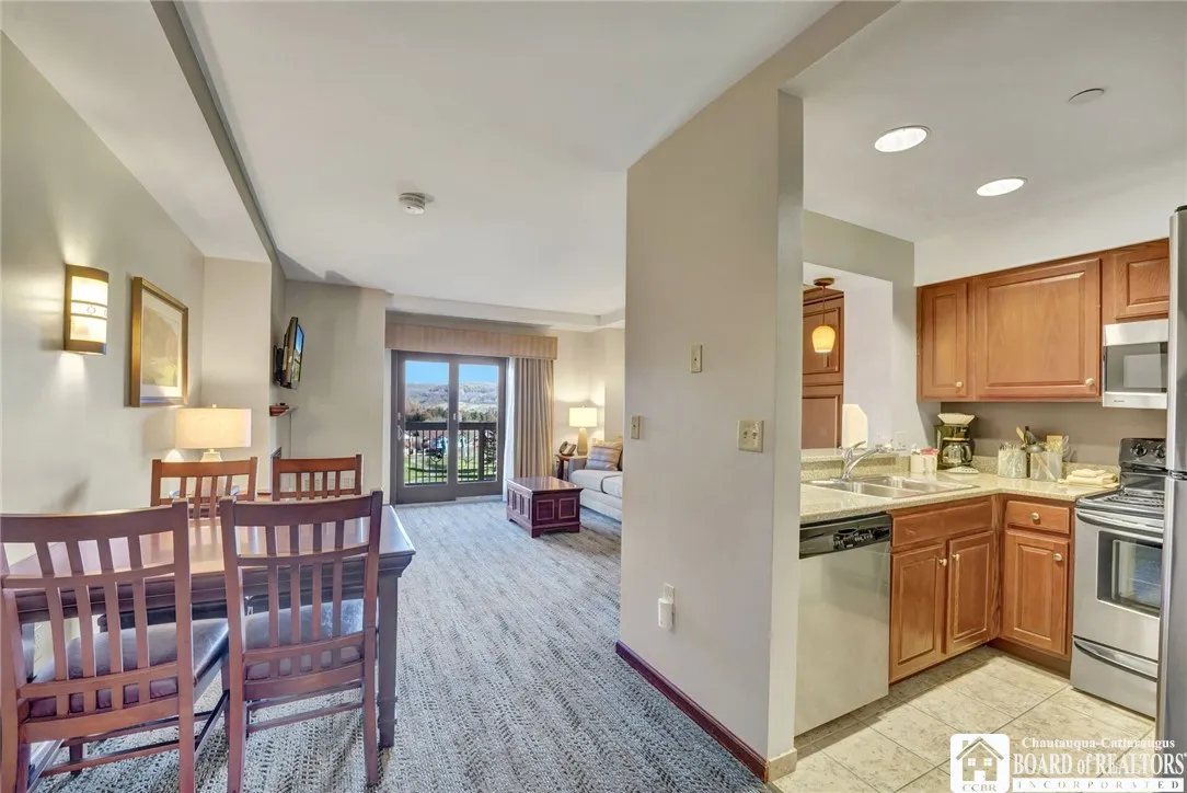 4 Tamarack Drive 403, Ellicottville, New York 1473, Ellicottville, New York 14731, 1 Bedroom Bedrooms, 5 Rooms Rooms,2 BathroomsBathrooms,Residential,For Sale,4 Tamarack Drive 403, Ellicottville, New York 1473,0,R1647815