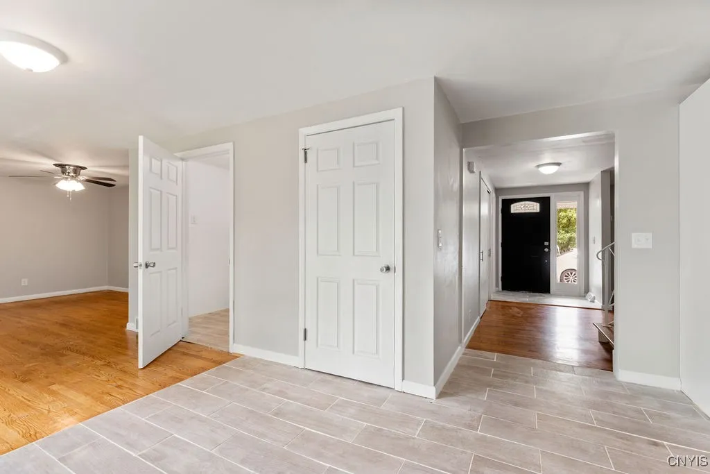 117 Treeland Circle, Geddes, New York 13219, Geddes, New York 13219, 4 Bedrooms Bedrooms, 11 Rooms Rooms,2 BathroomsBathrooms,Residential Lease,For Rent,117 Treeland Circle, Geddes, New York 13219,0,S1649918