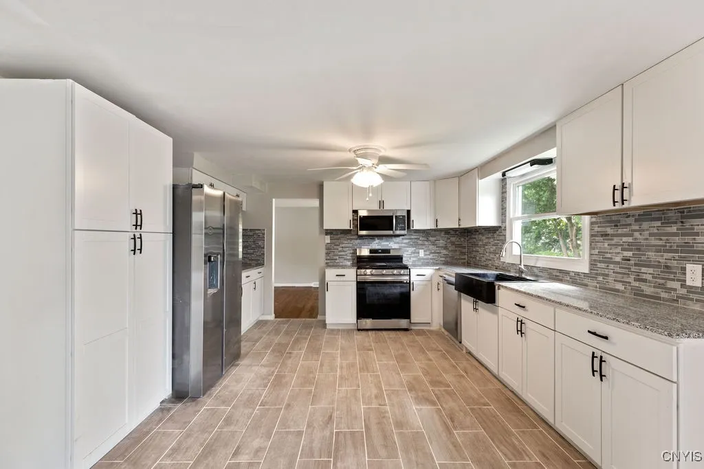 117 Treeland Circle, Geddes, New York 13219, Geddes, New York 13219, 4 Bedrooms Bedrooms, 11 Rooms Rooms,2 BathroomsBathrooms,Residential Lease,For Rent,117 Treeland Circle, Geddes, New York 13219,0,S1649918