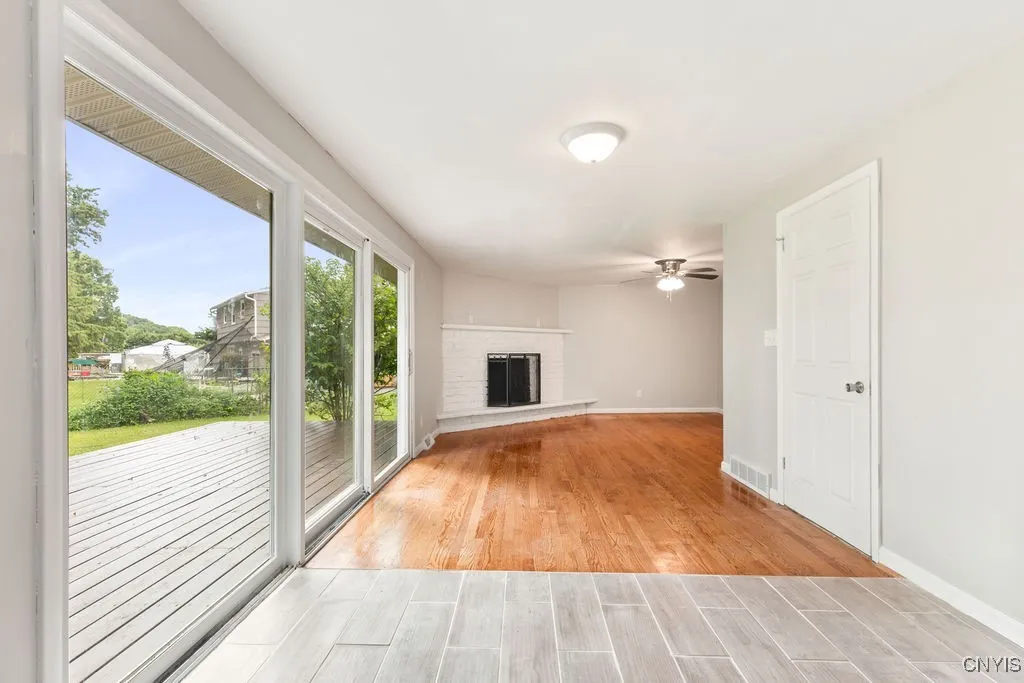 117 Treeland Circle, Geddes, New York 13219, Geddes, New York 13219, 4 Bedrooms Bedrooms, 11 Rooms Rooms,2 BathroomsBathrooms,Residential Lease,For Rent,117 Treeland Circle, Geddes, New York 13219,0,S1649918