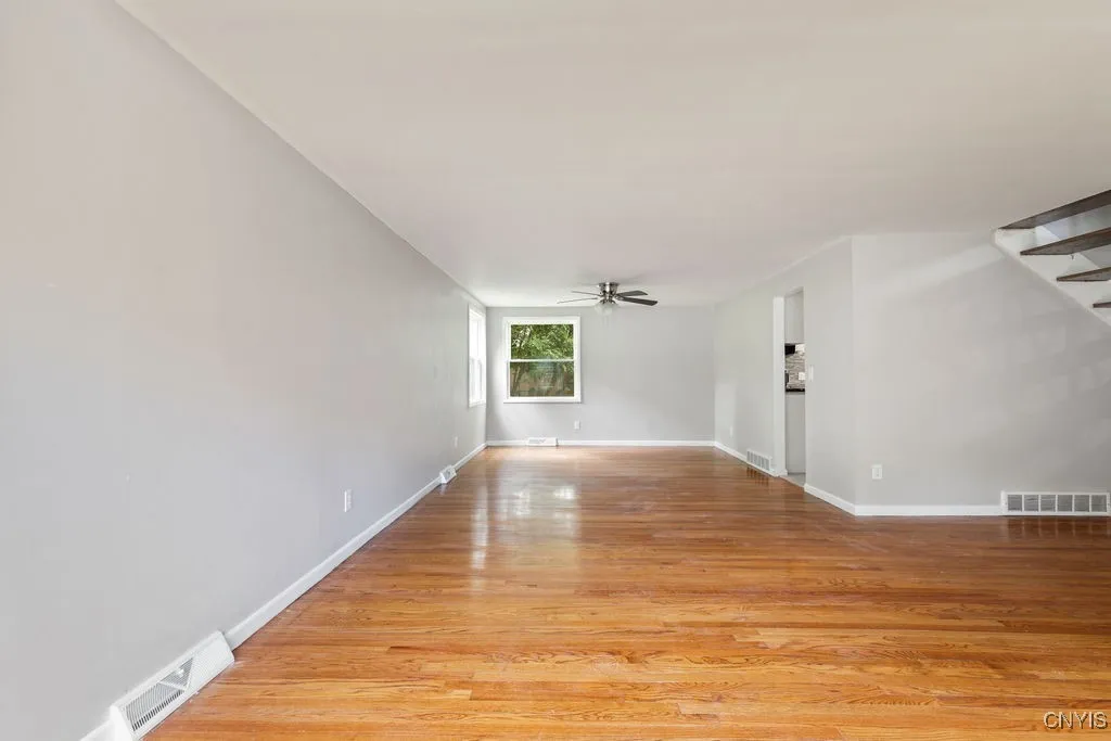 117 Treeland Circle, Geddes, New York 13219, Geddes, New York 13219, 4 Bedrooms Bedrooms, 11 Rooms Rooms,2 BathroomsBathrooms,Residential Lease,For Rent,117 Treeland Circle, Geddes, New York 13219,0,S1649918