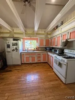 432 Grand Street, Oneida, New York 13421, Oneida, New York 13421, 2 Bedrooms Bedrooms, 7 Rooms Rooms,1 BathroomBathrooms,Residential,For Sale,432 Grand Street, Oneida, New York 13421,0,S1649919